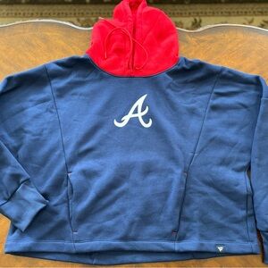 Women’s Atlanta Braves Cropped Pullover Hoodie Size Large